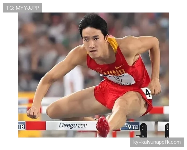 刘翔退役后住的那套房子，保洁阿姨说光拖鞋就摆了三排